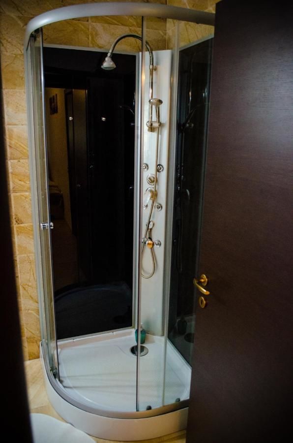 Гостевой дом City Lux Villa Бухарест-41