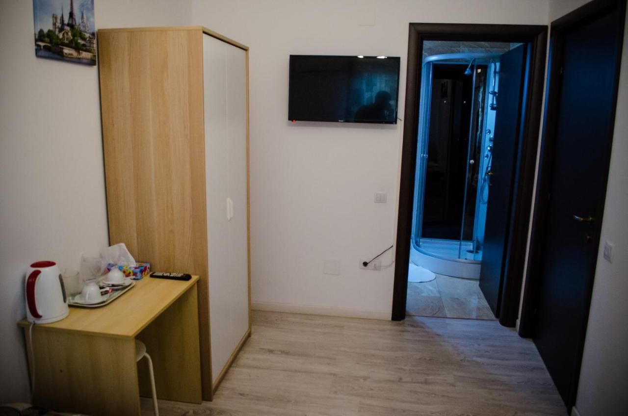Гостевой дом City Lux Villa Бухарест-42
