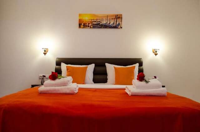 Гостевой дом City Lux Villa Бухарест-48